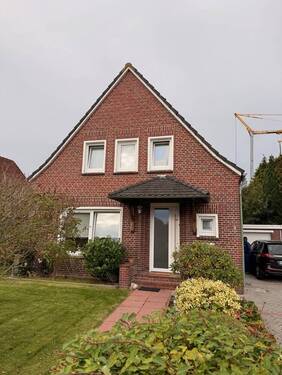 Bild 2 - 7 Zimmer Einfamilienhaus zum Kaufen in Esens