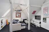 Zimmer 1 im Dachgeschoss ( 13,65m² ) - 