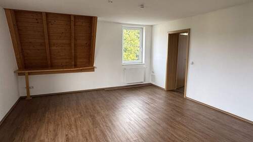 Wohnzimmer - Bild 1 - Schöne 3-Zimmer-Wohnung sucht Mieter!