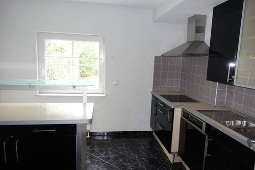 EG Küche (3) - 5 Zimmer Doppelhaushälfte in Waldkraiburg