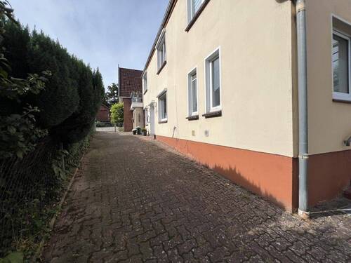 Seitenansicht - 5 Zimmer Einfamilienhaus zum Kaufen in Buxtehude