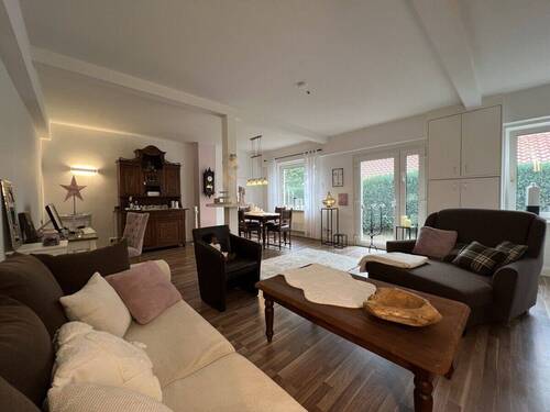 Wohn- und Essbereich - 