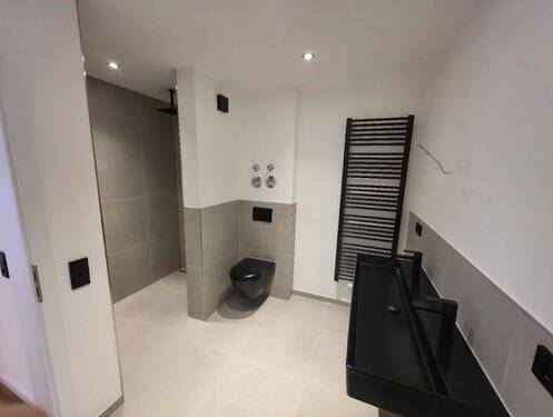 Bad 2 - Etagenwohnung mit 90,00 m² in Mühldorf zum Kaufen