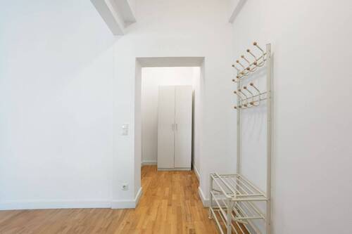 Flur - Mehrfamilienhaus, Wohnhaus mit 722,00 m&sup2; in Düsseldorf zum Kaufen