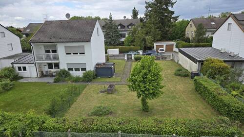 Aussicht vom Dachgeschoss - Reihenendhaus mit 148,00 m&sup2; in München zum Kaufen
