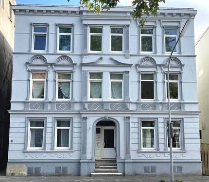 Hausansicht - Mehrfamilienhaus mit 6 WE in direkter Innenstadtlage von Wilhelmshaven