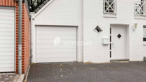 Garage - 7 Zimmer Einfamilienhaus zum Kaufen in Mönchengladbach