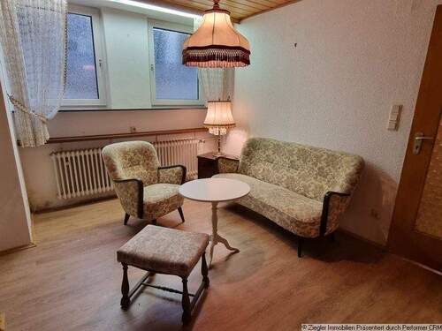24a Souterrain Arbeits- od Gästezimmer a - 