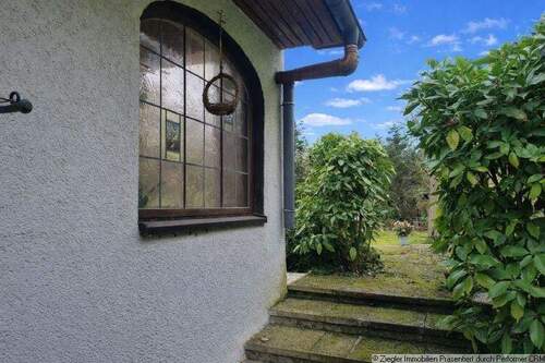 04c Garten, seitlicher Zugang - 