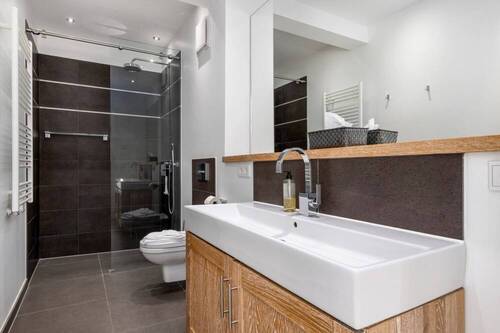 Geschmackvolles en Suite Bad - 