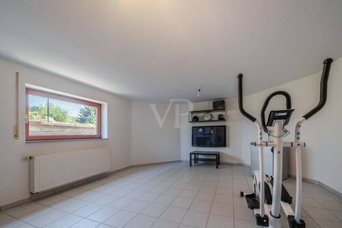 Flexibel nutzbarer Hobbyraum im Untergeschoss - 