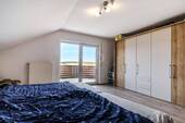 Schlafzimmer mit Balkon und Fernblick - 