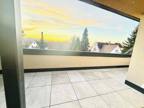 Bild 1 - Moderne 3-Zimmerwohnung mit Dachloggia Erstbezug nach Sanierung Einbauküche