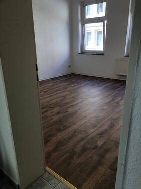 Wohnzimmer - Etagenwohnung mit 53,00 m&sup2; in Dessau-Roßlau zur Miete