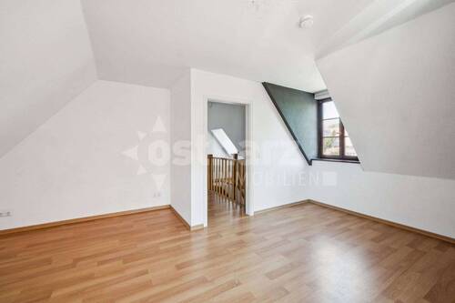 Schlafzimmer - Maisonette Wohnung OG - 