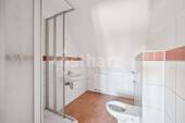 oberes Bad - Maisonette Wohnung OG - 