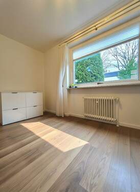 Zimmer im Erdgeschoss - 