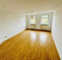 Charmante Altbauwohnung nahe S-Bahn Adlershof. **BEZUGSFREI** - Berlin