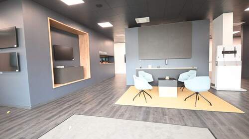 Tolles Design - Halle in Berg bei Neumarkt in der Oberpfalz / Loderbach zur Miete