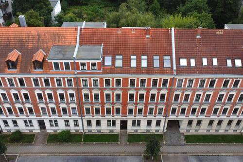 Gebäudeansicht - 6 Zimmer Etagenwohnung zum Kaufen in Leipzig