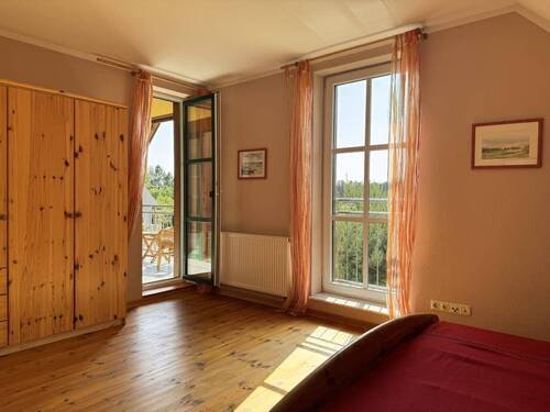Schlafzimmer 3 mit Loggia - 