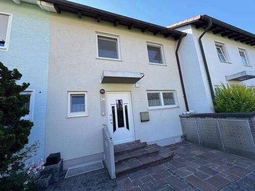 Hausansicht 1.jpg - Renoviertes Reihenmittelhaus - Bezug Frühjahr 2026 möglich