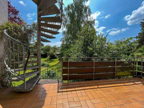 Terrasse im Erdgeschoß - 