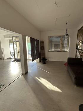 Bild 3 - 1 Zimmer Mehrfamilienhaus, Wohnhaus in Schiffweiler