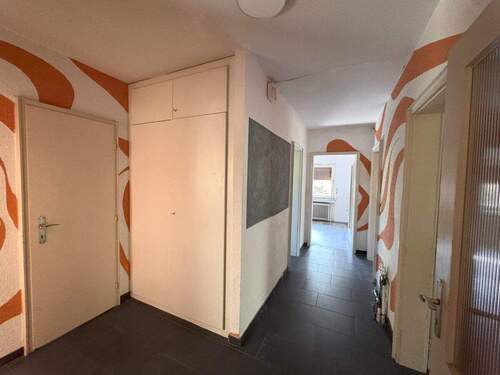 Eingangsbereich Flur - 3 Zimmer Bungalow zum Kaufen in Oldenburg / Eversten