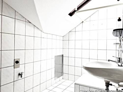 Bad - Etagenwohnung mit 43,40 m² in Gera zur Miete