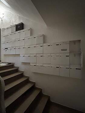 Bild 2 - 2 Zimmer Etagenwohnung zum Kaufen in Völklingen