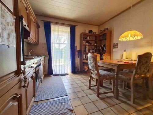 Küche im Landhausstil in der Wohneinheit 1 - 