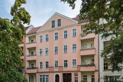 Außenansicht - Vermietete 2-Zimmerwohnung mit Terrasse, Wannenbad, inkl. Gartenmitbenutzung