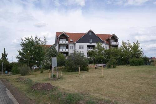 SAM_7854 - Gemütliche und gut vermietete 3-Zimmer mit Balkon, Wannenbad und Stellplatz in ruhiger Lage!