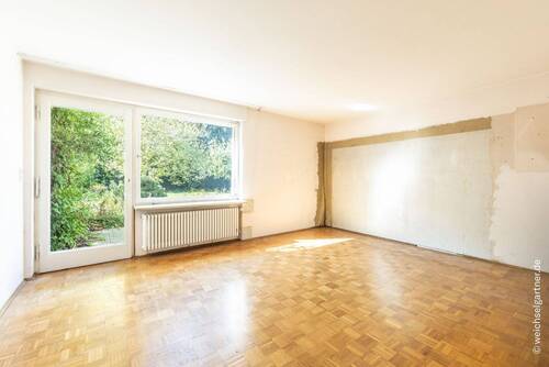 Wohnzimmer mit Gartenblick - 