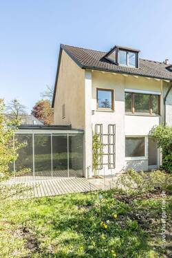 Rückwärtige Hausansicht - 