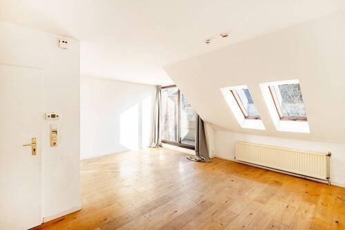 Bild 1 - Lichtdurchflutete Dachgeschosswohnung in Spandauer Kiezlage