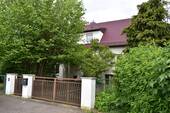 Hausansicht - 7 Zimmer Einfamilienhaus in Rötha
