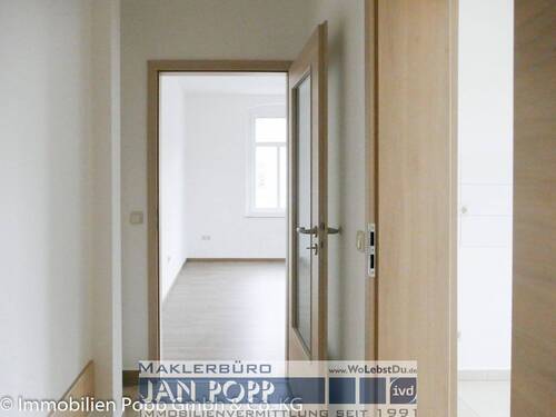 Diele - Etagenwohnung mit 50,30 m² in Berga-Wünschendorf zur Miete