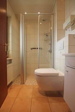 Duschbad oder Gäste-WC - 