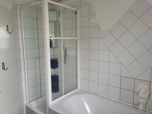 Badezimmer im 1. Stock 2 - 