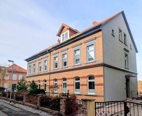 Ansichten - 1 Zimmer Mehrfamilienhaus, Wohnhaus zum Kaufen in Eisenberg