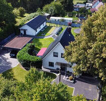 Saniertes Einfamilienhaus mit hochwertigem Nebengebäude - Lübeck Kücknitz