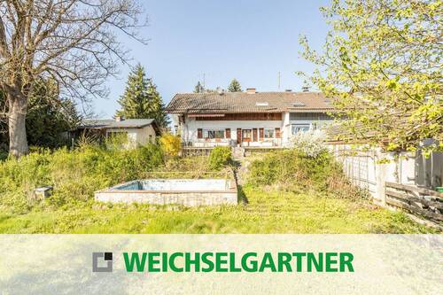 Im Alleinauftrag - Begehrte Südwest-Hanglage: Grundstück mit Altbestand - ideal für 2 Häuser