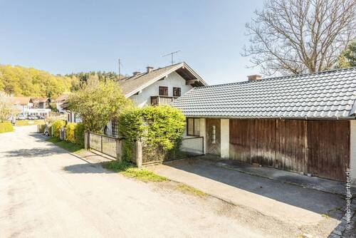 Straßenseitige Ansicht - Grundstück in Glonn