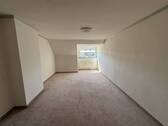 Schlafzimmer - Großzügige 3- Zimmer-Wohnung in der Damschkestr. 35 in Lübeck zu vermieten! Otto Stöben GmbH