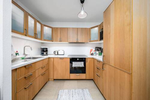3 - 2 Zimmer Etagenwohnung in Berlin