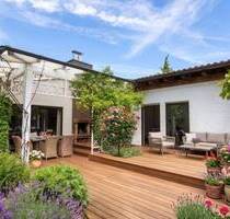 Wohnen auf einer Ebene! Exklusiver Reiheneck-Bungalow in begehrter und ruhiger Lage von Königsbrunn