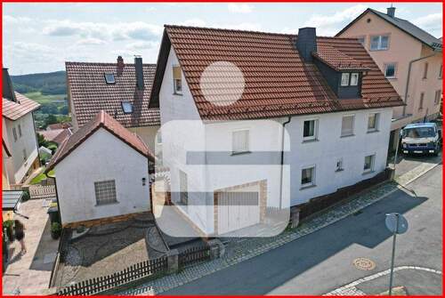 Luftbild - Eigentum schafft Sicherheit! - 79.000,00 EUR Kaufpreis, ca.  100,00 m² Wohnfläche