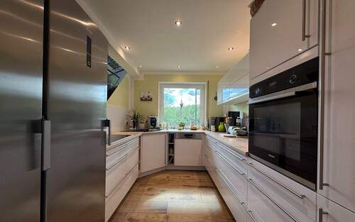 Küche - 4 Zimmer Etagenwohnung zum Kaufen in Veitshöchheim